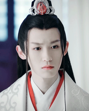 一身红衣为谁着-查杰