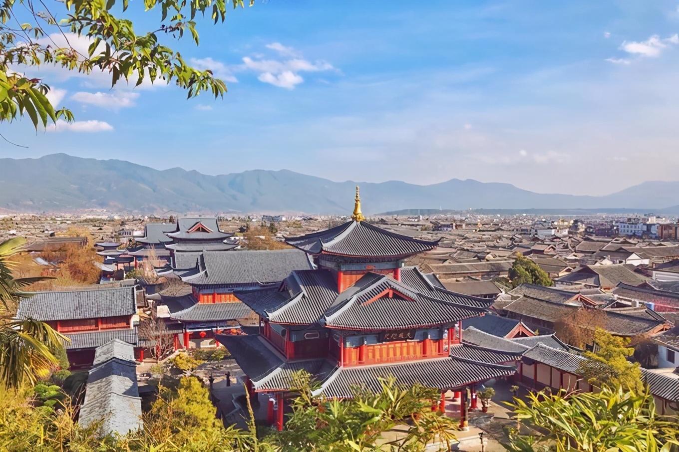 云南旅游攻略~超全保姆级攻略(地方美食 出行准备 必去景点推荐)