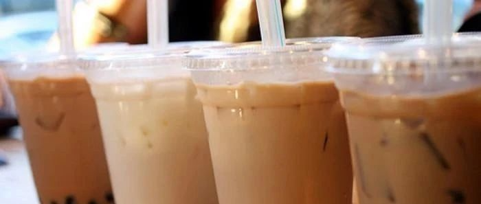 月薪4500元的我,凭什么请你们喝奶茶?