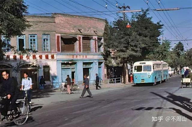 80年代老照片各大城市的有轨电车