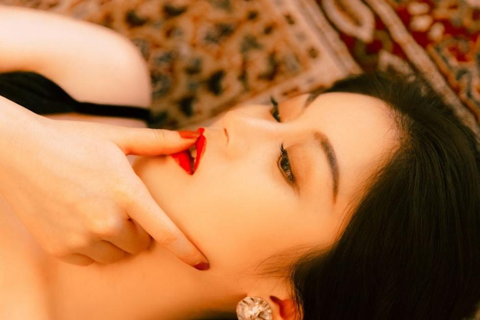 这里的小姐姐都很空虚寂寞冷,有人愿意来一起免费安慰