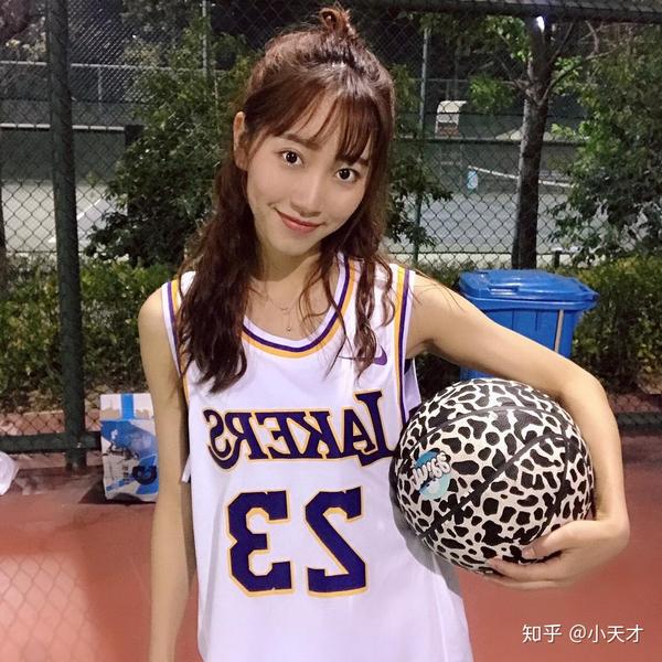 中国几大篮球女神,抖音女街球手