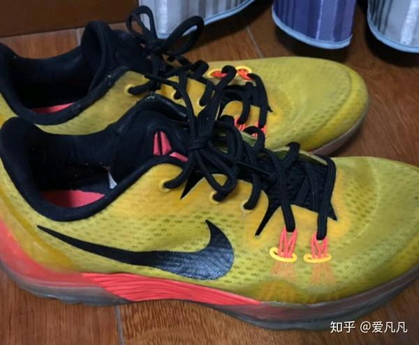 在科比职业生涯中,有太多配色值得被珍藏.