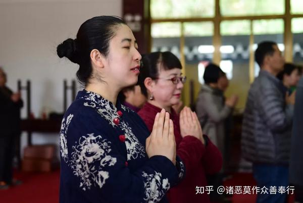 感恩顶礼南无本师释迦年尼佛!南无阿弥陀佛
