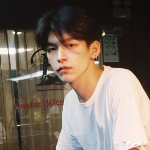 温柔的男生头像