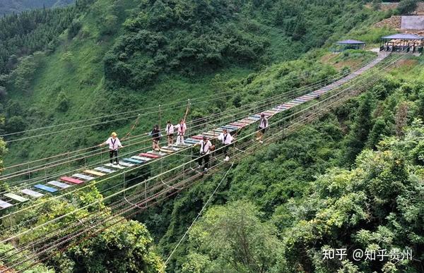 贵州册亨万重山景区新业态吸引各地玩家潇洒一"夏"