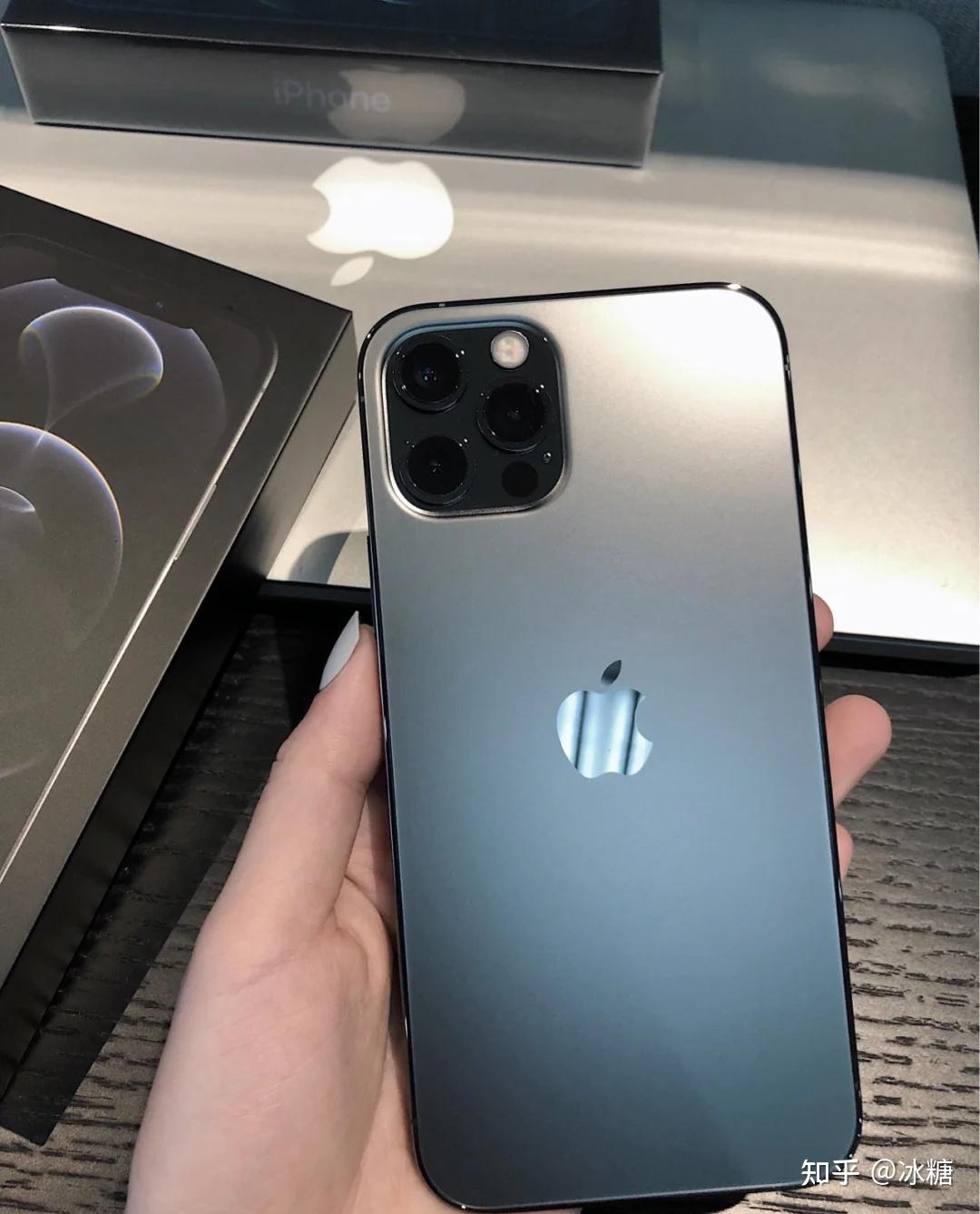 iPhone12Pro白色,iphone12pro黑色 今年618买iphone12pro大概多少钱呢
