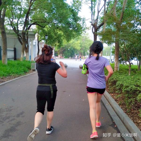 瘦身跑步情况坚持?瘦身瘦腿阿娇最近图片