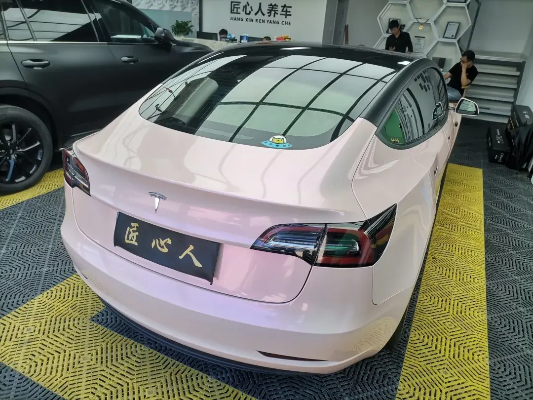 改色案例鉴赏特斯拉model3双色糖果胭脂粉贴膜改色