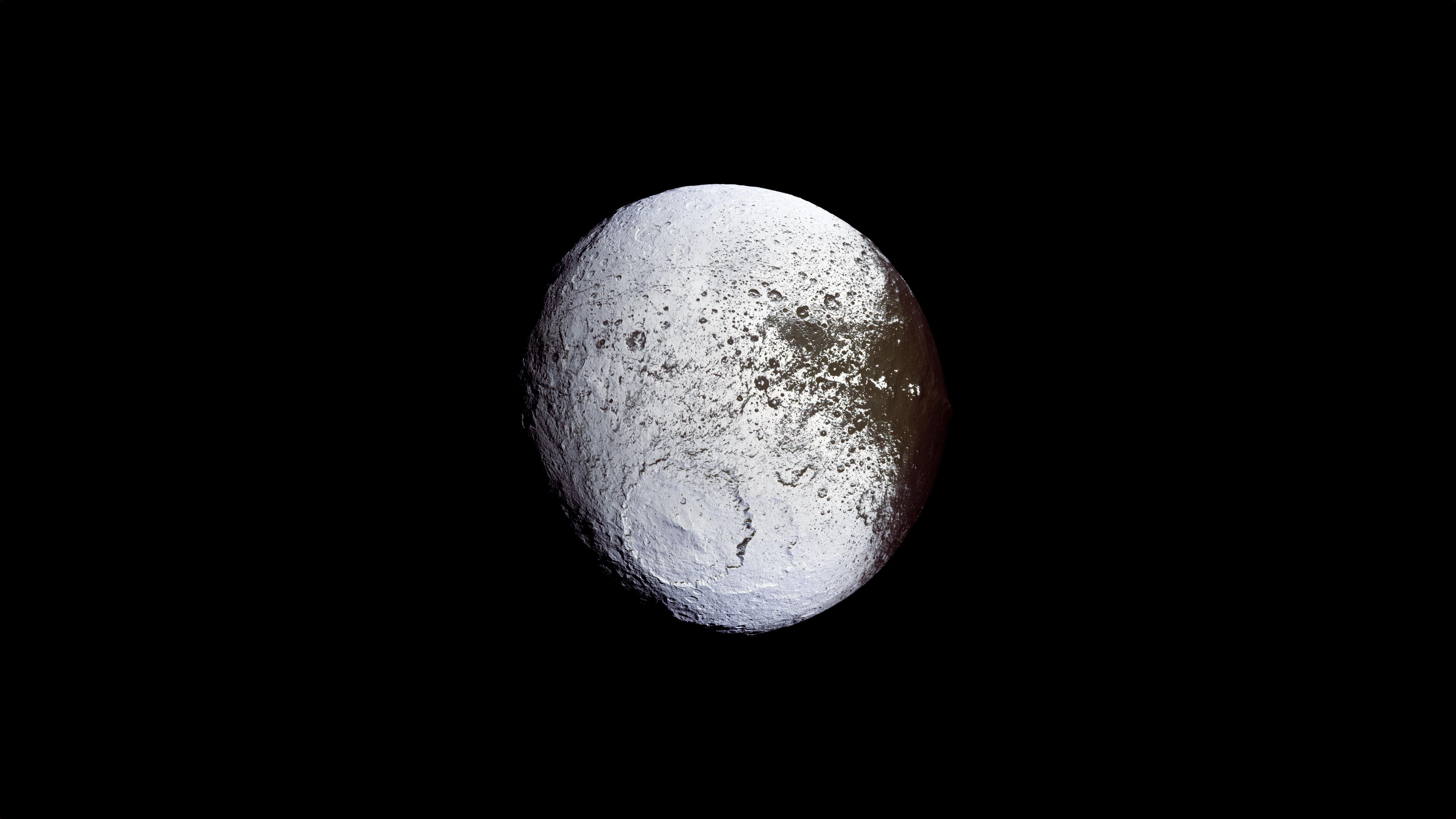 土星的卫星-iapetus