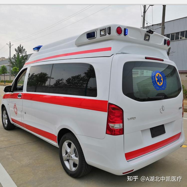 国六德国进口奔驰救护车5g负压救护车