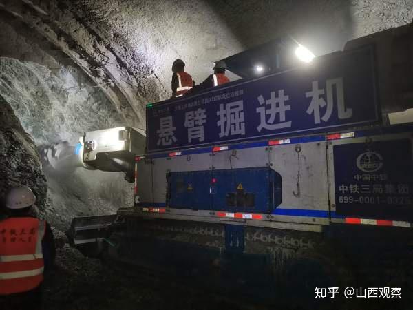 中铁三局兰张三四线新乌鞘岭隧道再传捷报