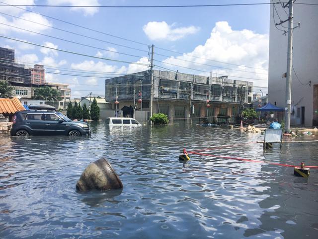 直击汕头水灾货拉拉积极开展救灾行动