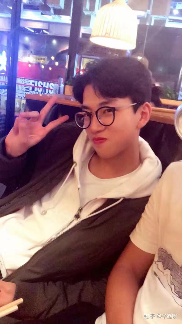 不好看的男生是如何变帅的?