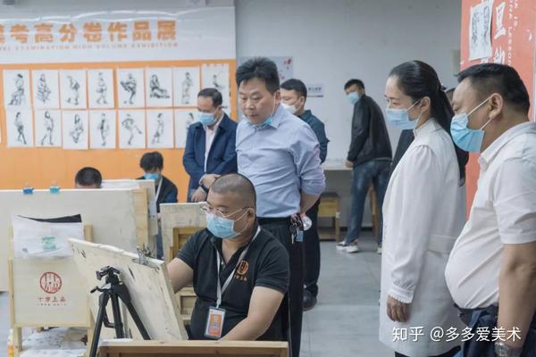 领导关怀 | 衡阳县人民政府周丽华副县长,唐仕海副县长等一行人来我校