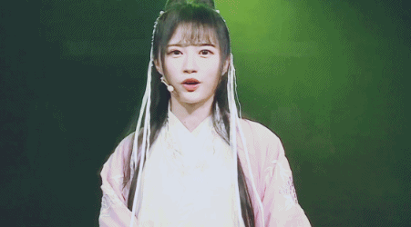 有哪些惊艳你的女子偶像动图(gif)?