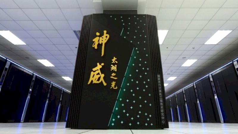 中国超算率先突破百亿亿次大关