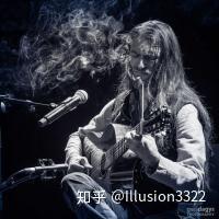 再推一张专辑《 bohemian skies》出自estas tonne,网友称之焚香吉他