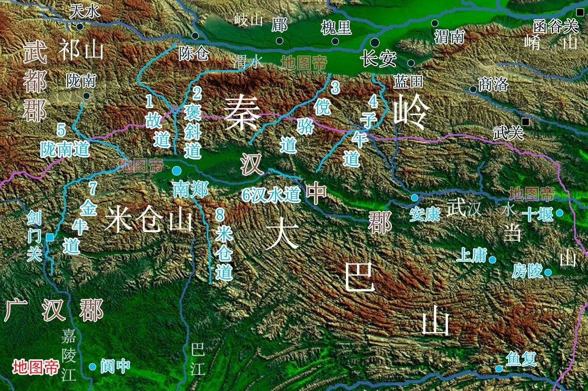 汉中,位于汉中盆地,北依秦岭,南靠大巴山,米仓山,长江的支流汉江穿城
