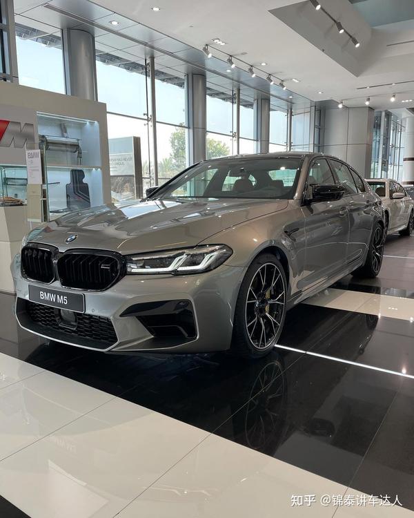 新bmw/m5雷霆版 多宁顿灰