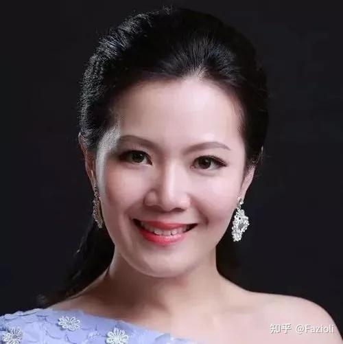 著名旅奥女高音歌唱家,中央音乐学院声歌系教授,博士研究生导师.