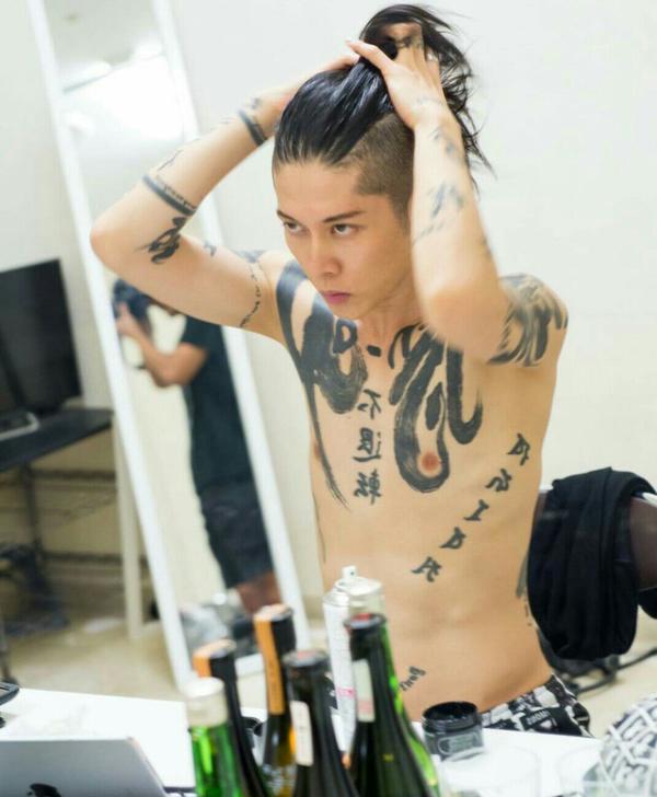 歌手miyavi(石原贵雅)在日本的地位,名气,影响力如何?