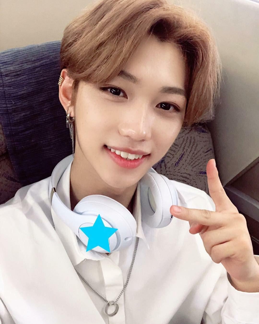 stray kids李龙馥,straykids方灿 有人深扒straykids李龙馥felix变脸史吗