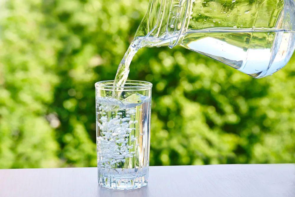 多喝水就能瘦找准方法更重要
