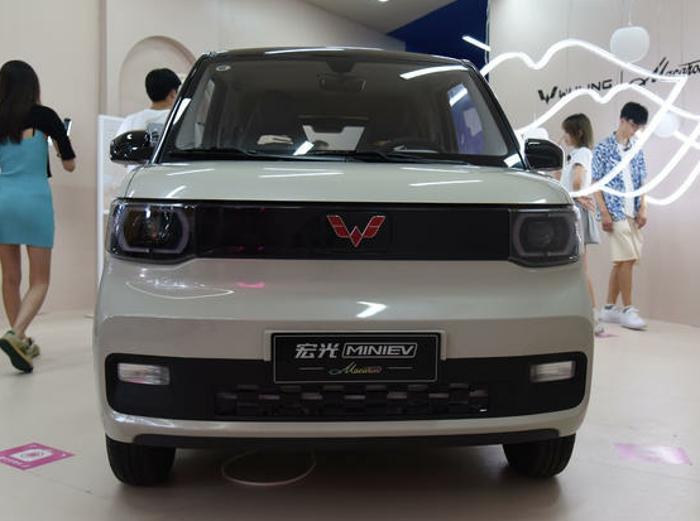 五菱宏光MINI EV皮卡,五菱宏光miniev皮卡 五菱宏光miniev马卡龙秋色版上市