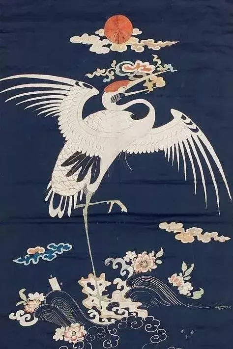 鹤立潮头岩石的吉祥图案,名为"一品当朝"图