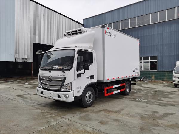 福田欧马可4.2米宽体冷藏车