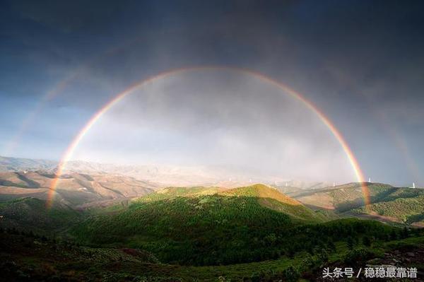 拨开云雾见青天,我希望在这纷乱的社会中,我们每个人都有自己真正的