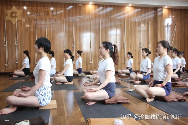 3、申請廣州瑜伽教練培訓班需要多少錢？ 