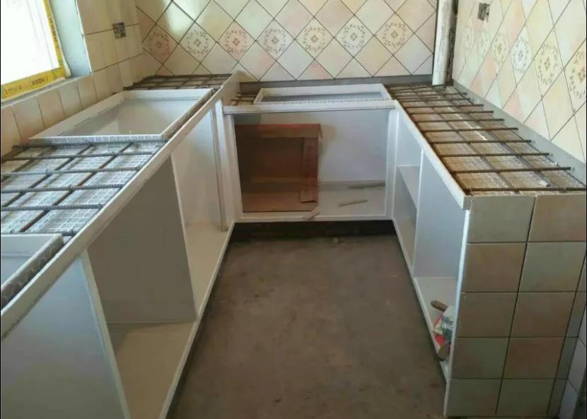 因为我家厨房没做砖砌橱柜,差点没被老婆打死!