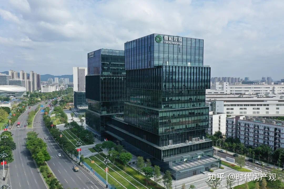 6万平方米,可容纳约3500人办公,投资总额逾10亿元,是未来广州科学城
