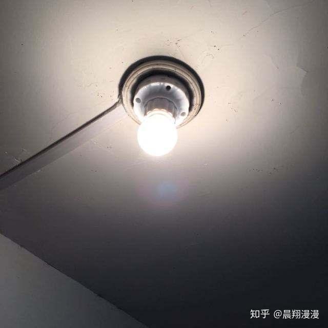 声控灯该怎么安装更好,声控灯能亮的原因是什么