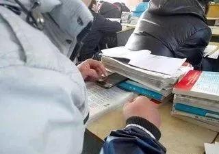 那些上课玩手机的青春,你还记得吗?