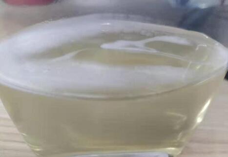 在蜂蜜中的白色泡沫发生了什么？活性酶在蜂蜜中有什么好处？