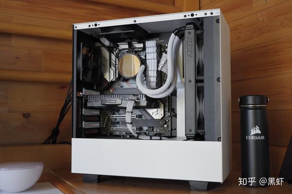 恩杰 nzxt h710 白色 diy中塔机箱 这是我最喜欢的机箱设计,没有之一.