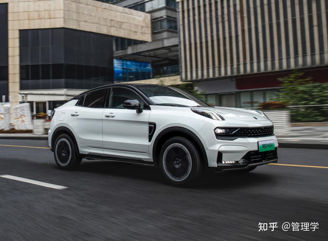 而最近全新的2021款领克05phev插电混动版本车型也正式上市了,虽然