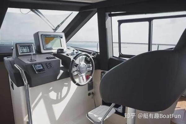 azimut阿兹慕麦哲伦43远航游艇空间创造意享生活