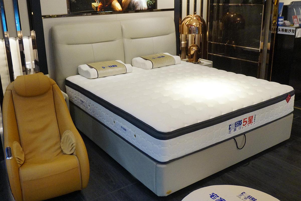 芝华仕5星床垫测评实用轻薄化设计小体型做出大舒适型号卡洛琳床架