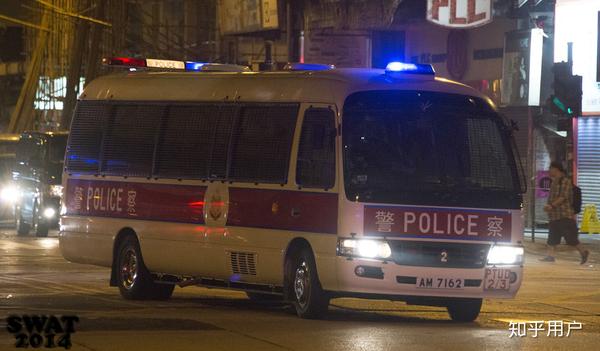 我也非常喜欢常见于各大ptu大队的丰田考斯特 除了上述警车,香港警务