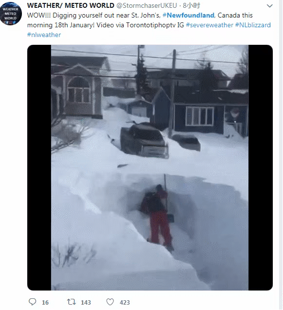 据称是近半个世纪以来最严重的暴风雪之一,整个城市都被暴雪封城,房子