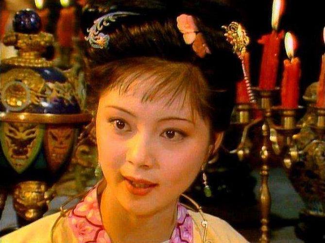 薛宝钗:红楼梦里最会做人的女孩