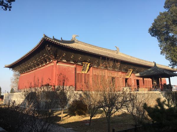 奉国寺位于锦州义县城内,初名咸熙寺, 建于辽开泰九年(公元1020年)