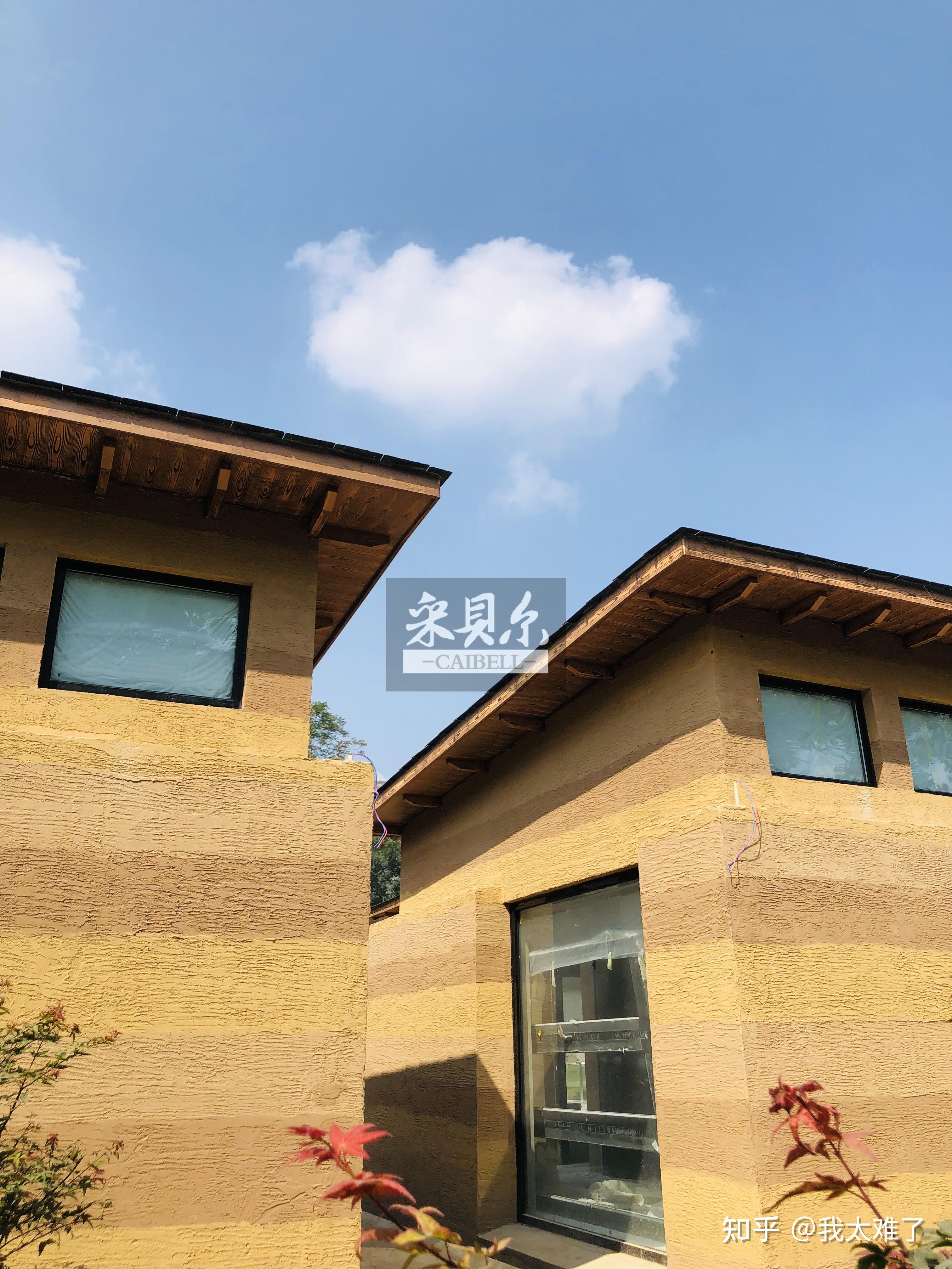 现在的乡村这么高级吗乡村民宿外墙改造用泥巴墙远离城市回归田园