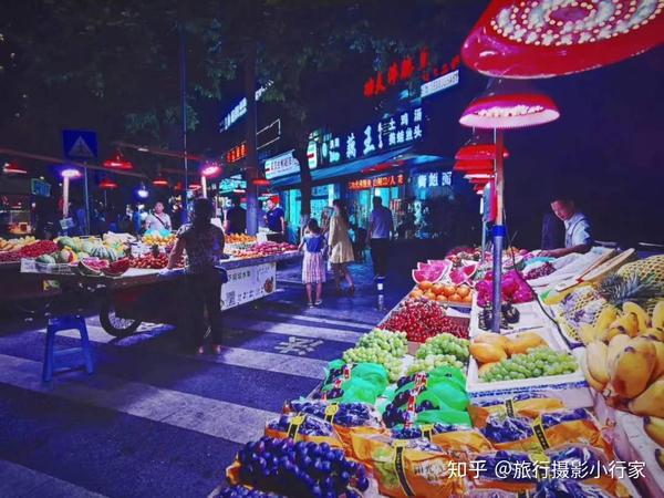 城市夜市风光嘞是重庆重庆夜市全面回归带你逛遍重庆夜市