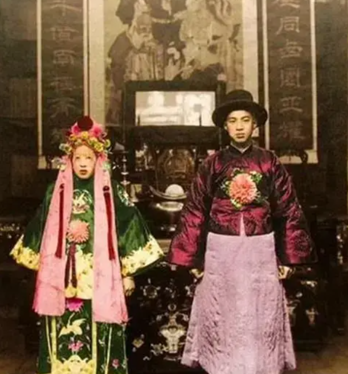 曾吓坏全国人的冥婚灵异照片,照片背后的真相是什么