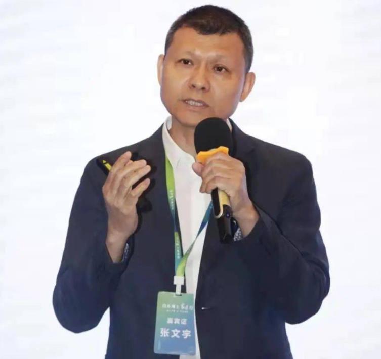 张文宏家喻户晓,张文宇是人工